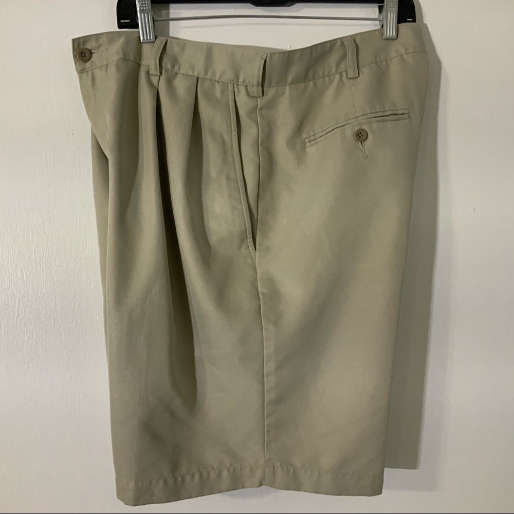 PERRY ELLIS GOLF SHORTS TAN SZ 36